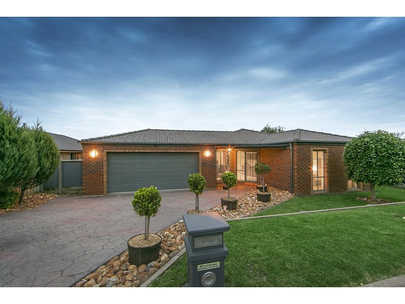 176 The Promenade, Narre Warren South VIC 3805