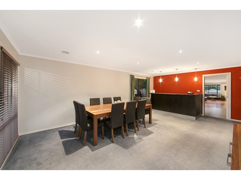 176 The Promenade, Narre Warren South VIC 3805
