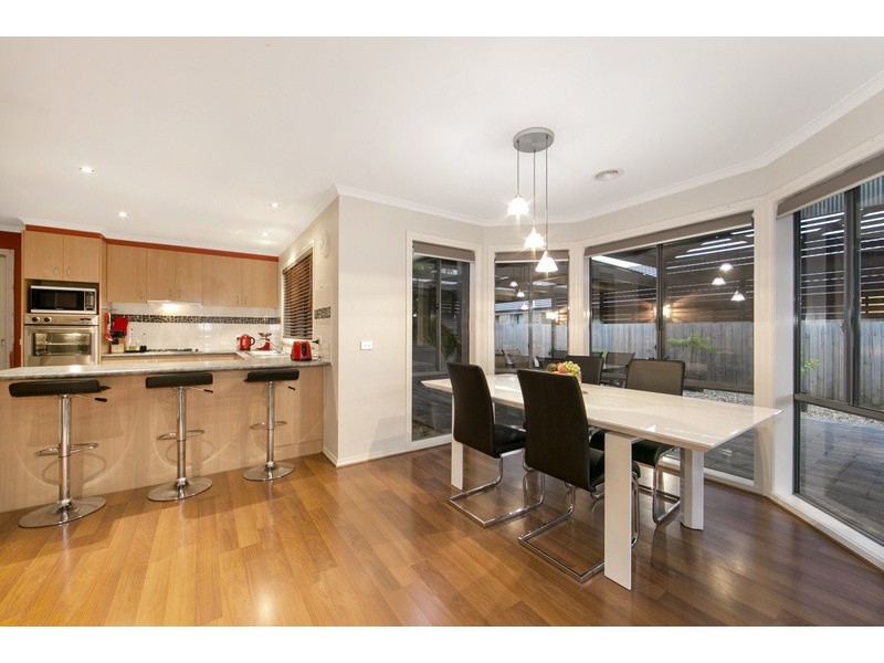 176 The Promenade, Narre Warren South VIC 3805