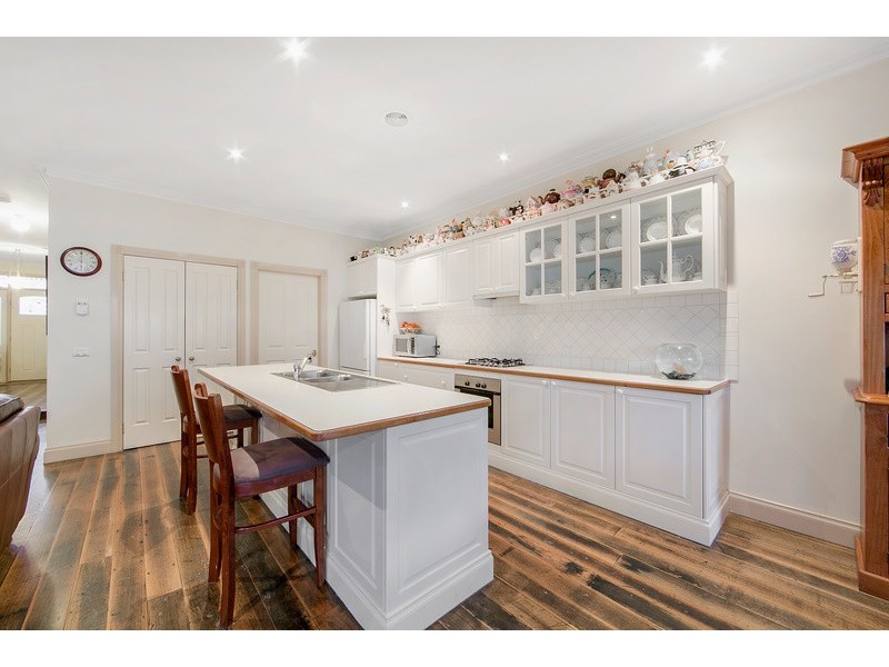 2 Brodie Mews, Beaconsfield VIC 3807