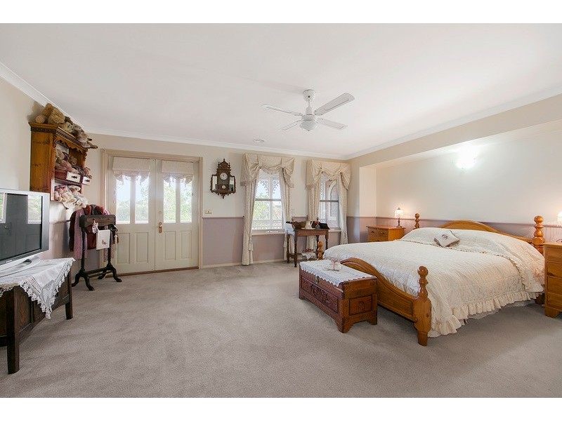 2 Brodie Mews, Beaconsfield VIC 3807