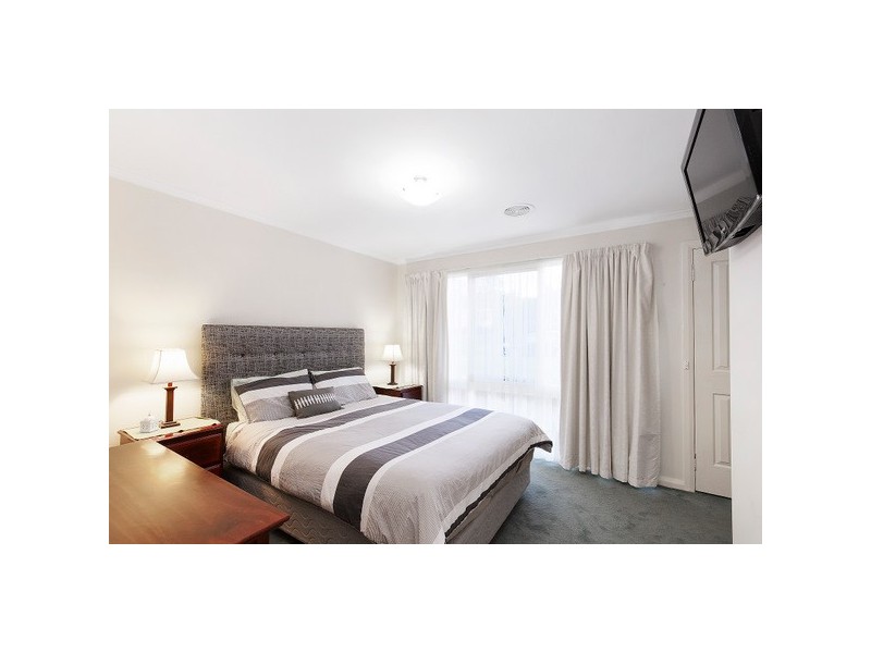 8 Bruce Court, Berwick VIC 3806