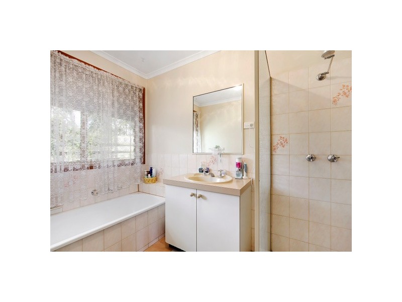 2/14 Linlithgow Court, Narre Warren VIC 3805