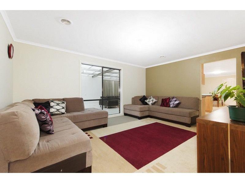 7 Pevensey Drive, Narre Warren South VIC 3805