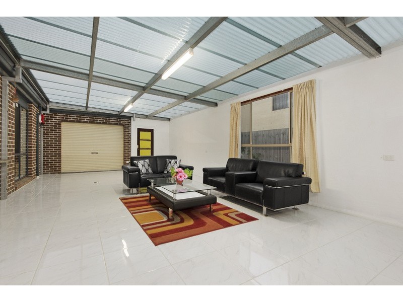 7 Pevensey Drive, Narre Warren South VIC 3805