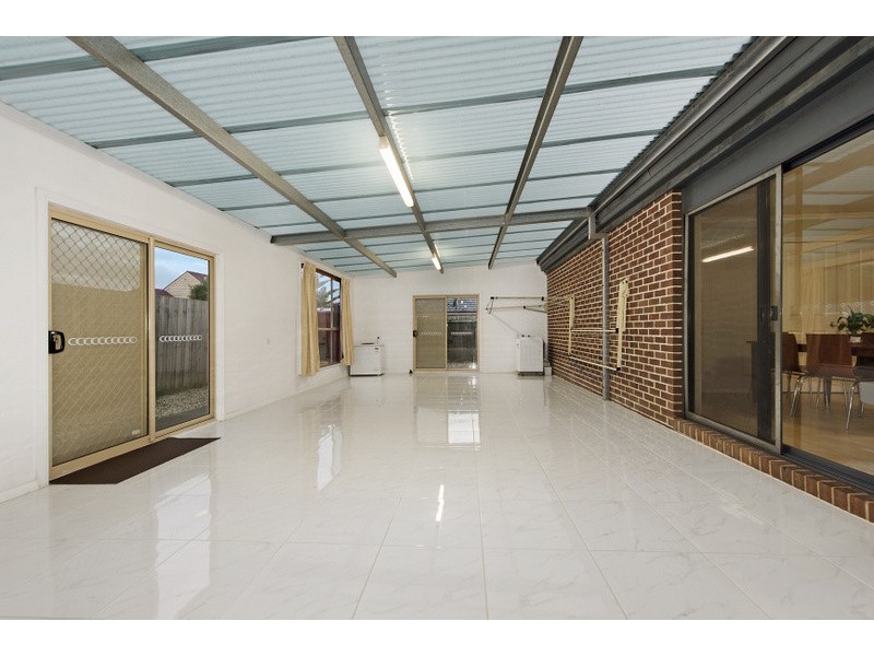 7 Pevensey Drive, Narre Warren South VIC 3805