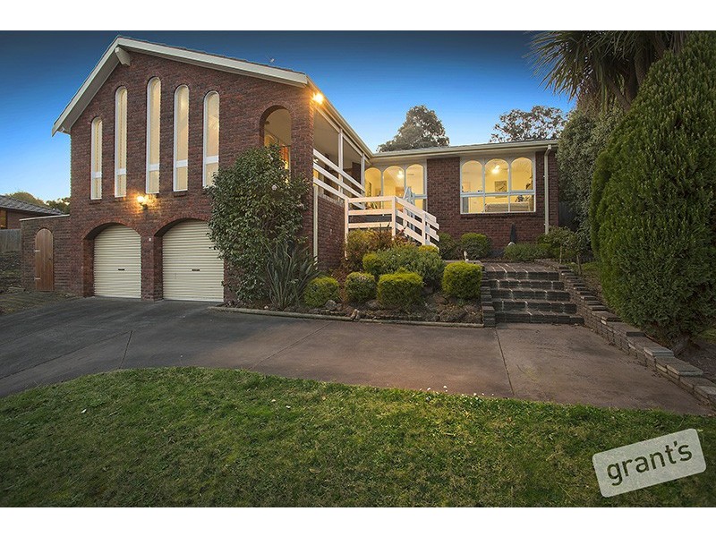22 Outlook Drive, Berwick VIC 3806