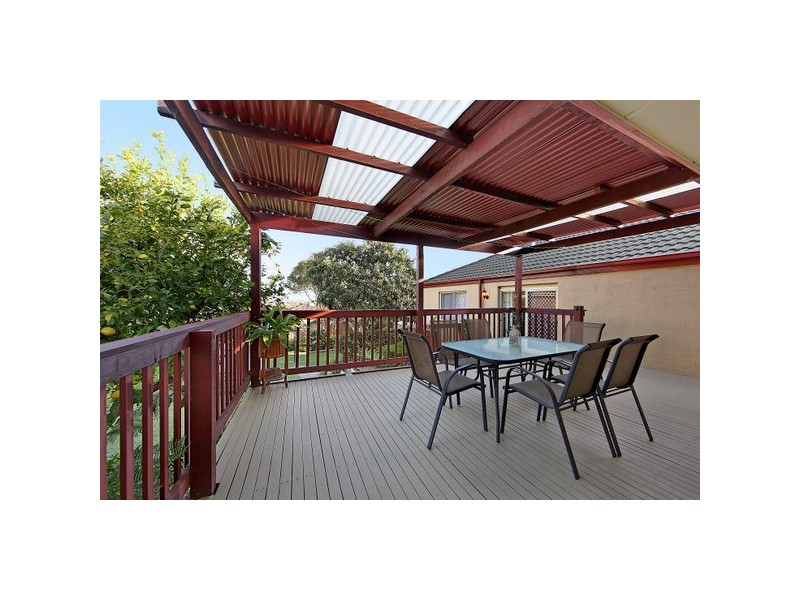 5 Queens Court, Berwick VIC 3806