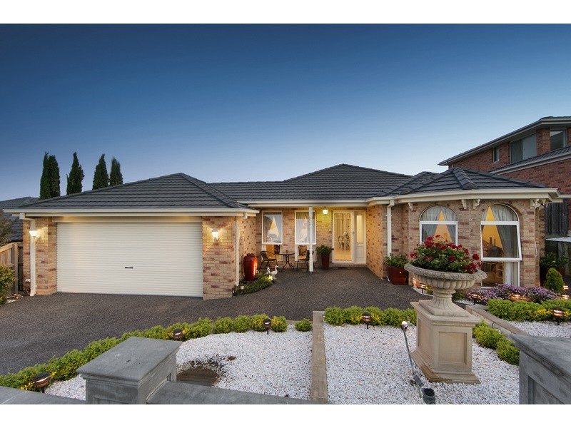 7 Locarno Place, Narre Warren South VIC 3805