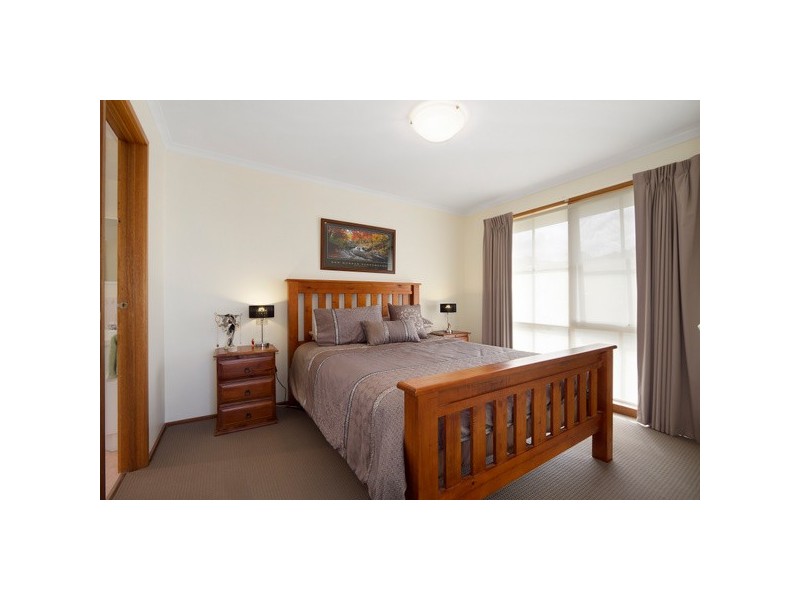 29 Union Ave, Pakenham VIC 3810