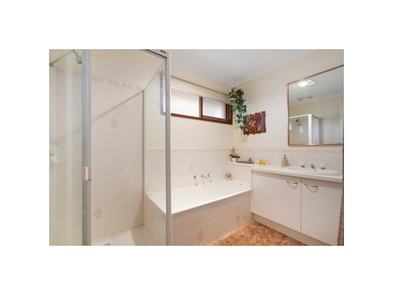 29 Union Ave, Pakenham VIC 3810