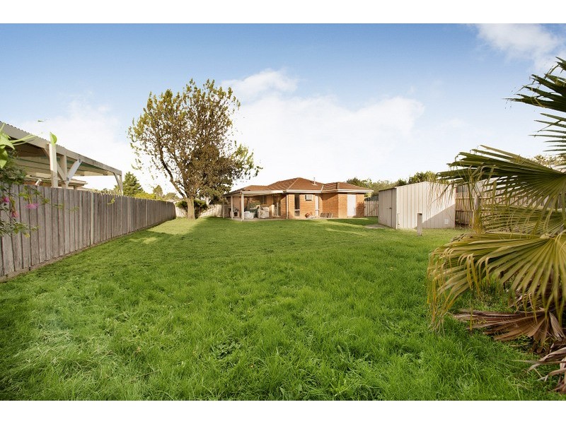3 Topaz Place, Narre Warren VIC 3805