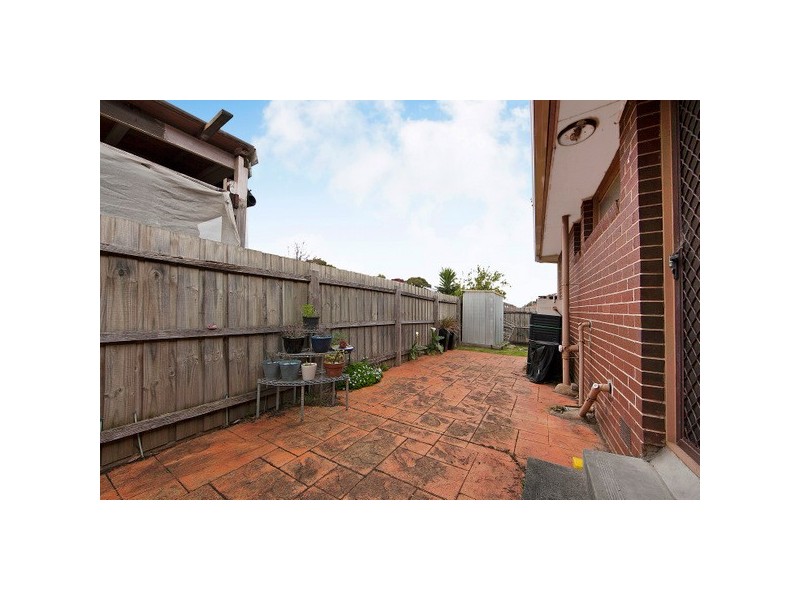 4/7 Rhoden Court, Dandenong North VIC 3175