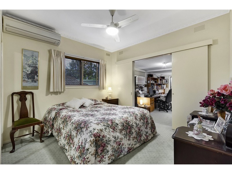 10 Edwardes Street, Berwick VIC 3806