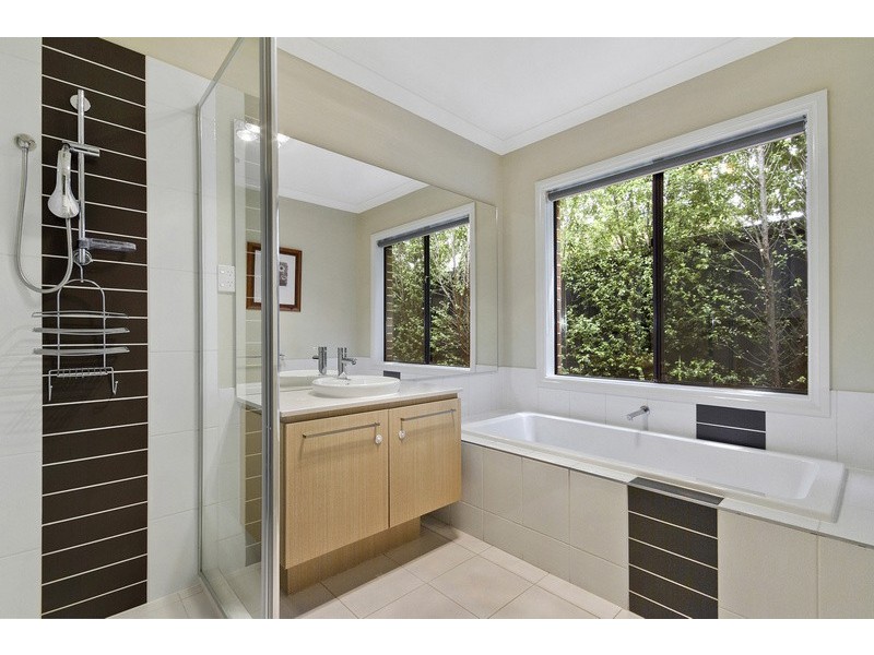 10 Misty Close, Berwick VIC 3806