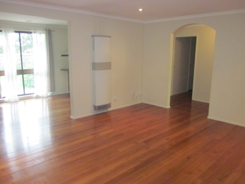 11 Cheviot  Ave, Berwick VIC 3806