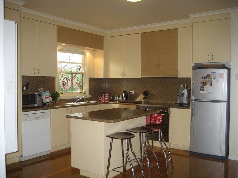 22 Railway Ave, Beaconsfield VIC 3807