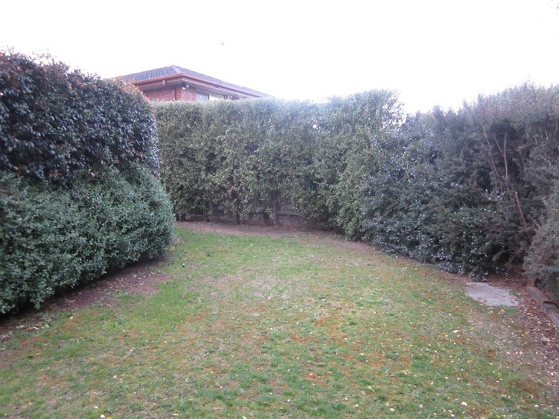 19 Fairholme Blvd, Berwick VIC 3806