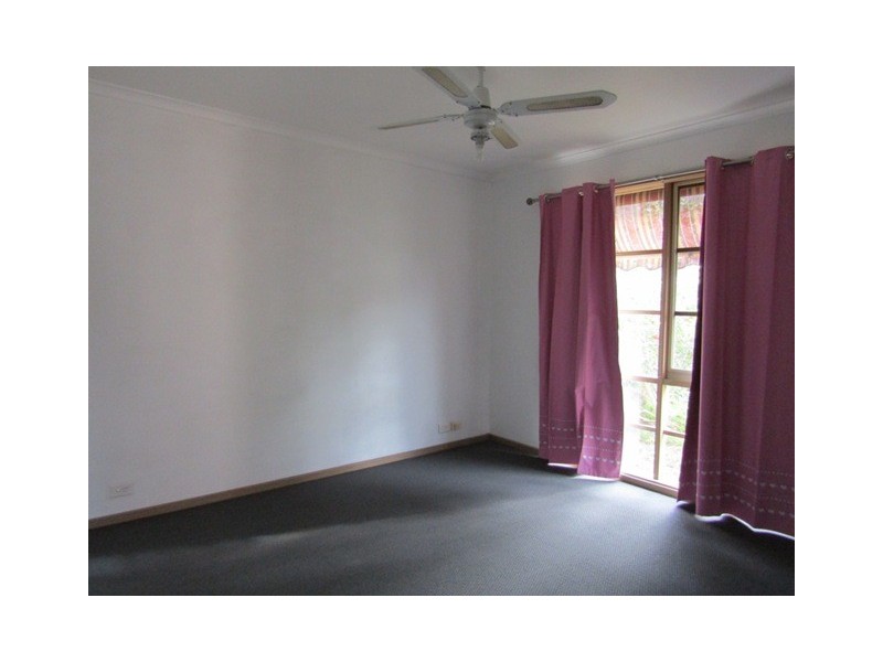 35 Insignia Crescent, Berwick VIC 3806
