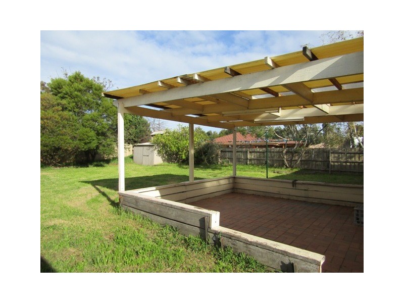 35 Insignia Crescent, Berwick VIC 3806