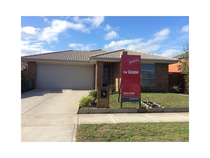 119 Blue Horizons Way, Pakenham VIC 3810