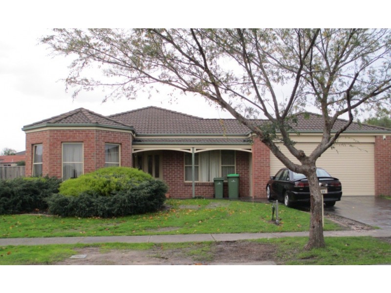 24 Scenic Dve, Beaconsfield VIC 3807