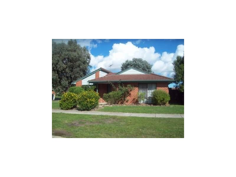 1 Kara Court, Pakenham VIC 3810