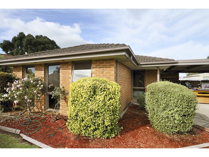 6 Eleanor Court, Pakenham VIC 3810