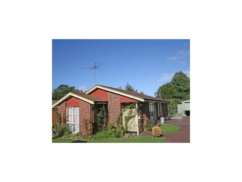 29 Smethurst Avenue, Pakenham VIC 3810