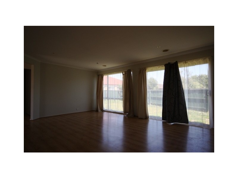 74 Harrington Drive, Narre Warren South VIC 3805