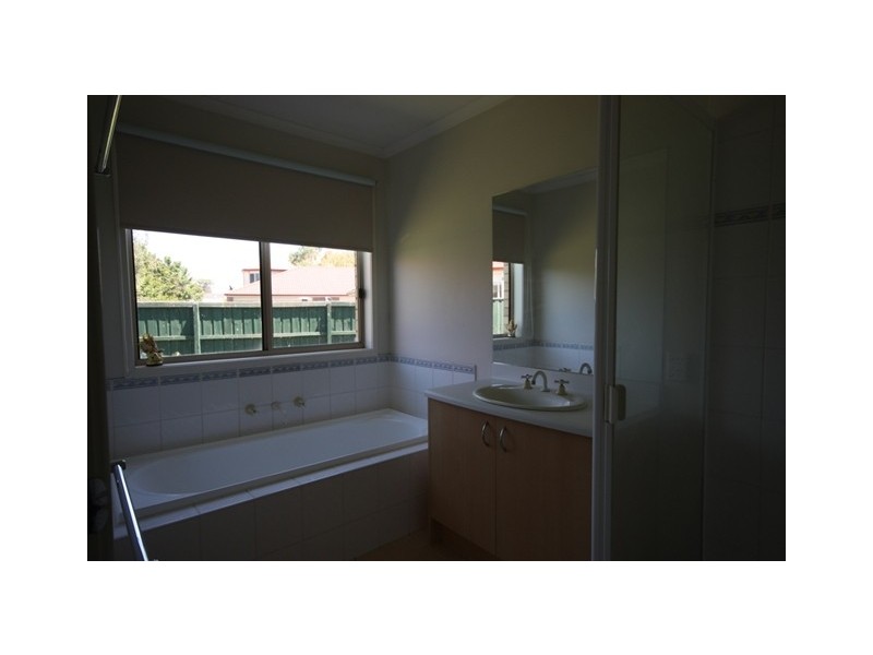 74 Harrington Drive, Narre Warren South VIC 3805