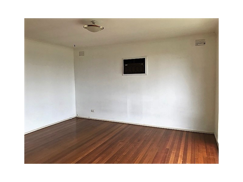 34 Saxonwood Drive, Narre Warren VIC 3805