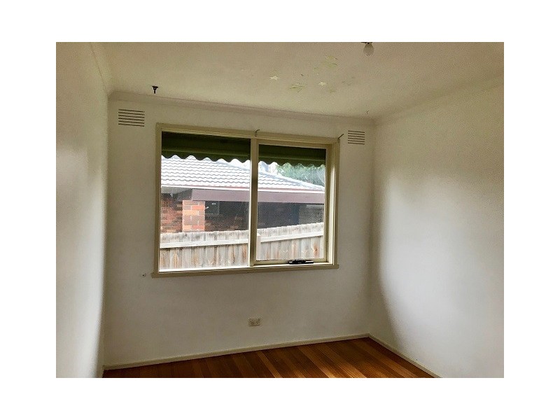 34 Saxonwood Drive, Narre Warren VIC 3805