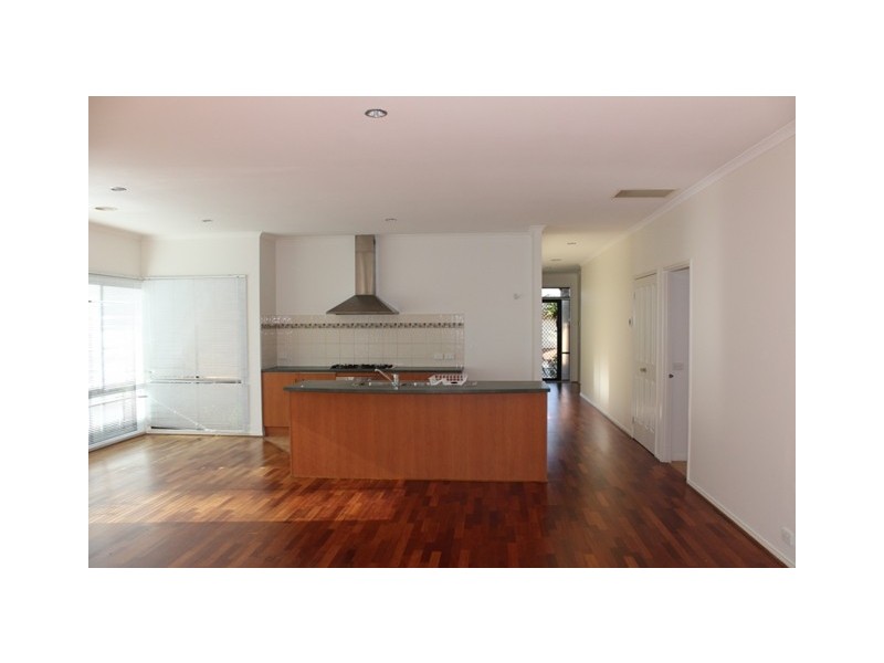 21 Clocktower Court, Berwick VIC 3806