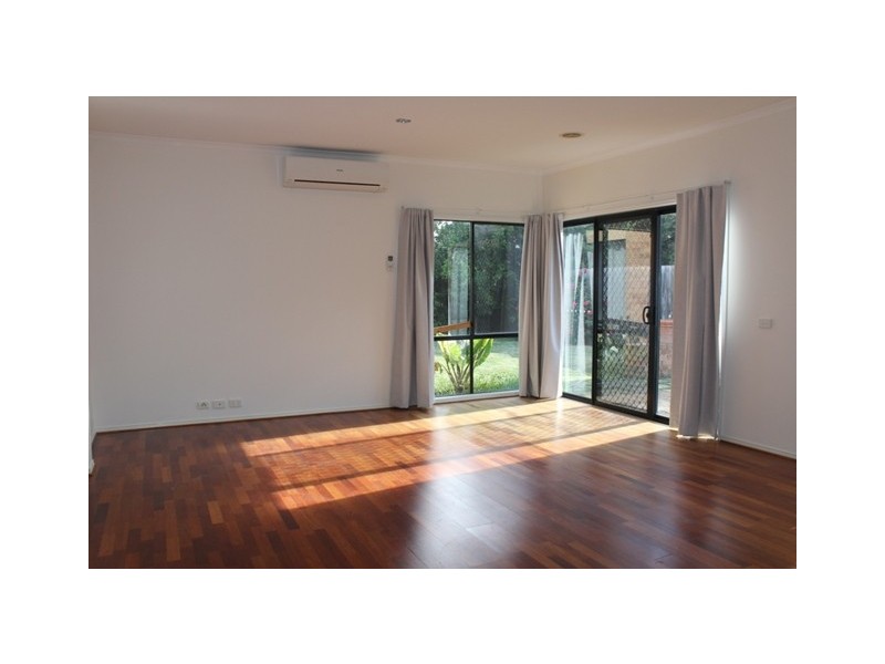 21 Clocktower Court, Berwick VIC 3806