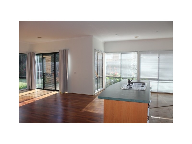 21 Clocktower Court, Berwick VIC 3806