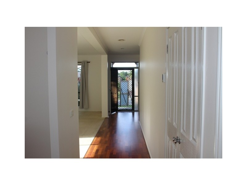 21 Clocktower Court, Berwick VIC 3806