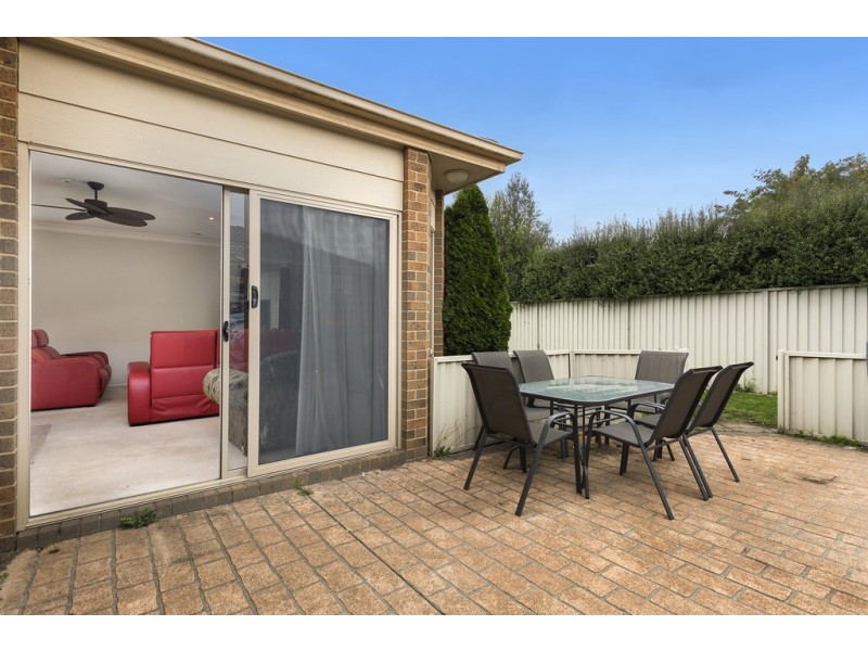 10 Cathedral Close, Pakenham VIC 3810