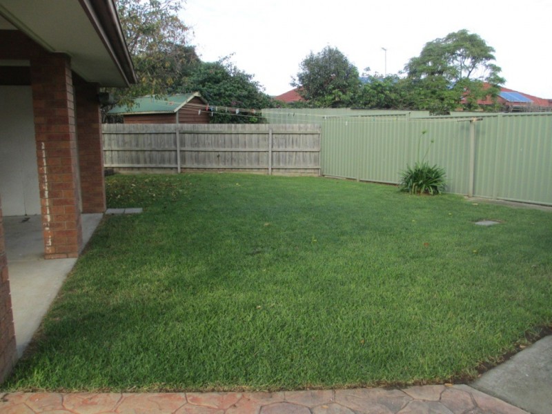 84 Strathaird Drive, Narre Warren South VIC 3805