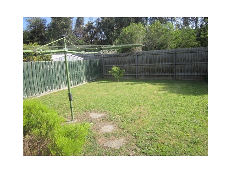 9 Charter Close, Berwick VIC 3806