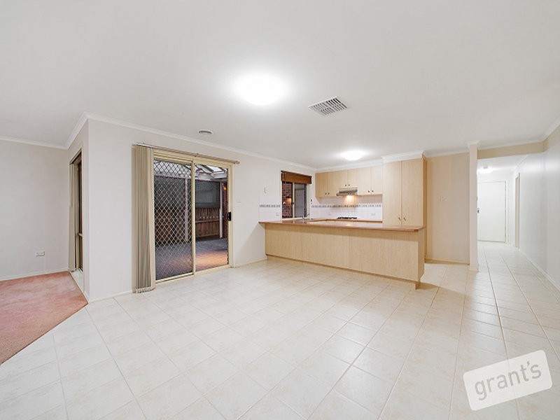 41 John Fisher Drive, Berwick VIC 3806