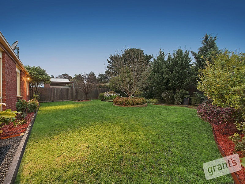 41 John Fisher Drive, Berwick VIC 3806