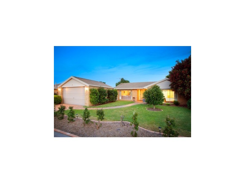 13 Willunga Court, Berwick VIC 3806