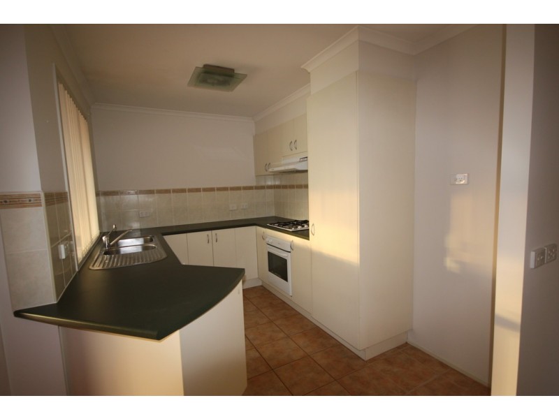 49 Kingston Avenue, Narre Warren South VIC 3805