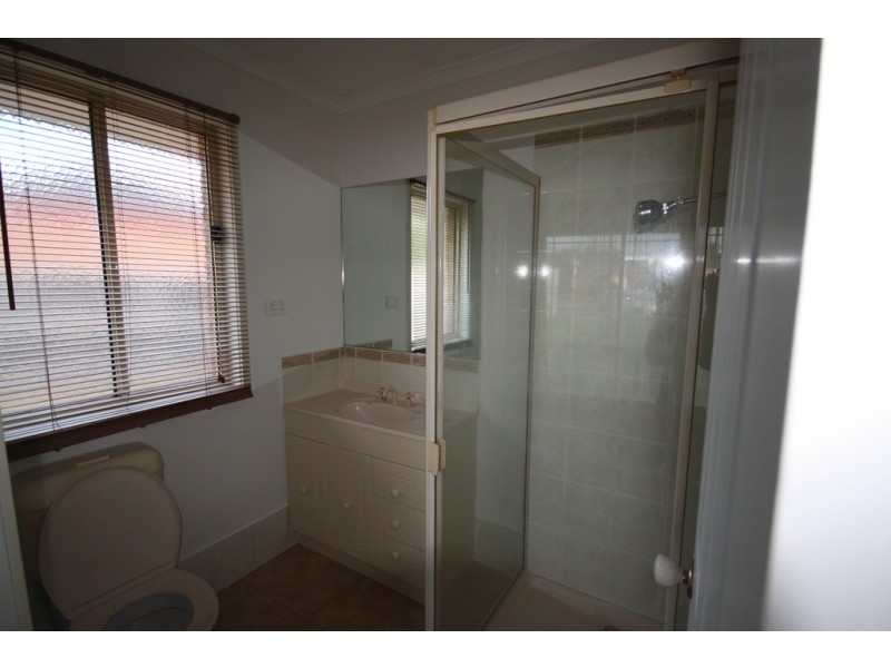 49 Kingston Avenue, Narre Warren South VIC 3805