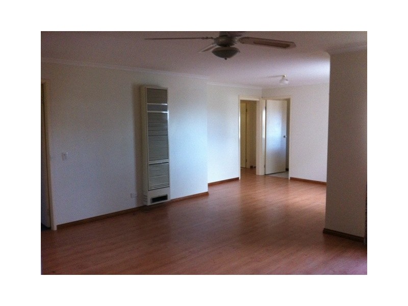 6 Aberdeen Heights, Pakenham VIC 3810