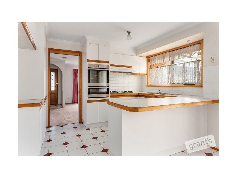 11 Estella Court, Narre Warren VIC 3805