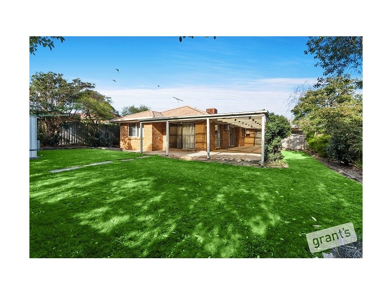 11 Estella Court, Narre Warren VIC 3805