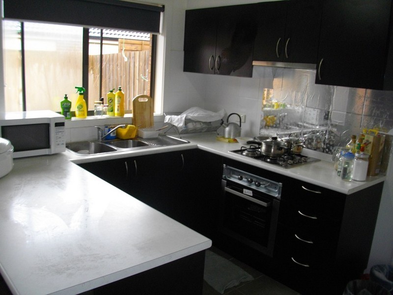 16 Oakgrove Drive, Narre Warren South VIC 3805