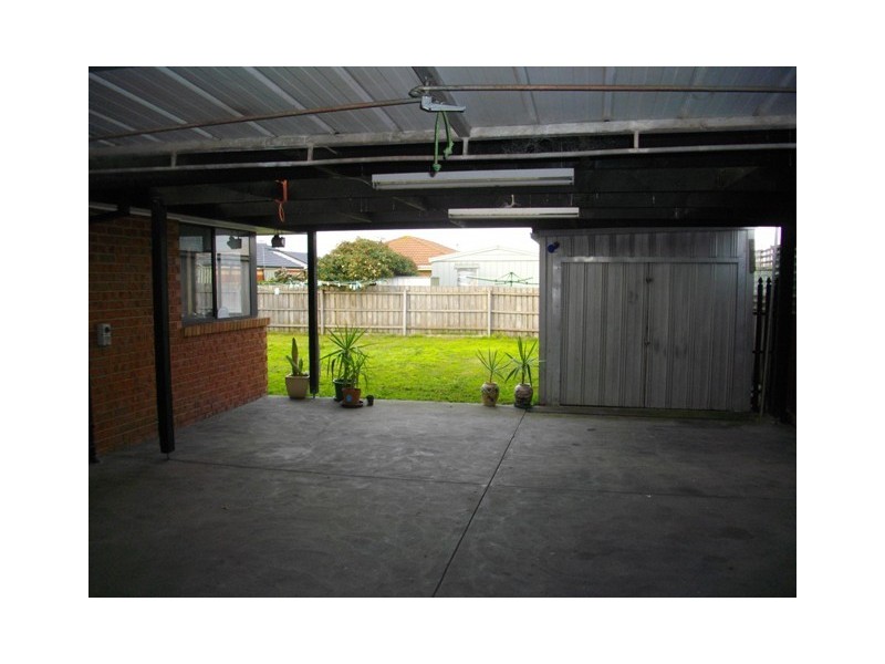 6 Craigton Court, Cranbourne North VIC 3977